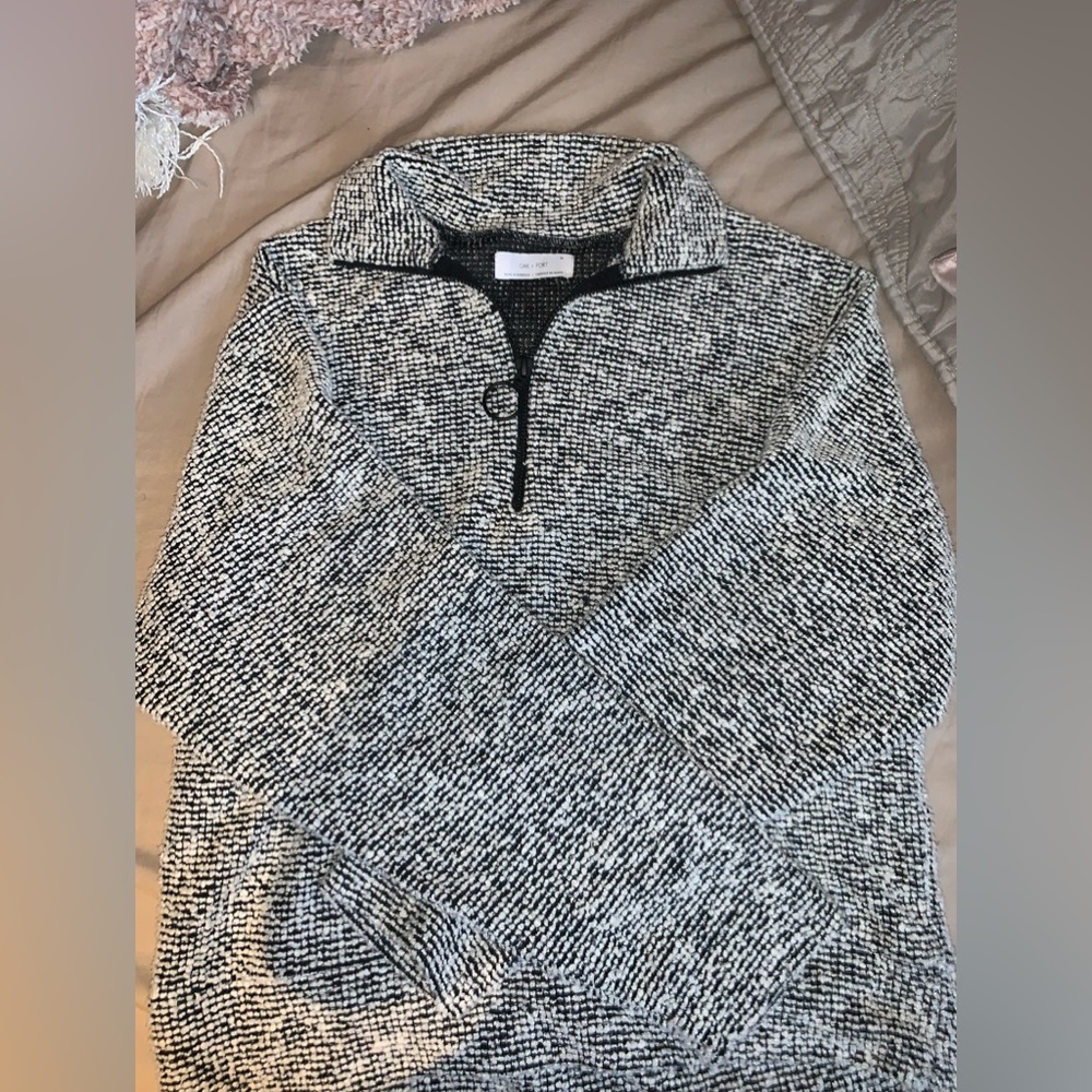 Oak and fort sweater